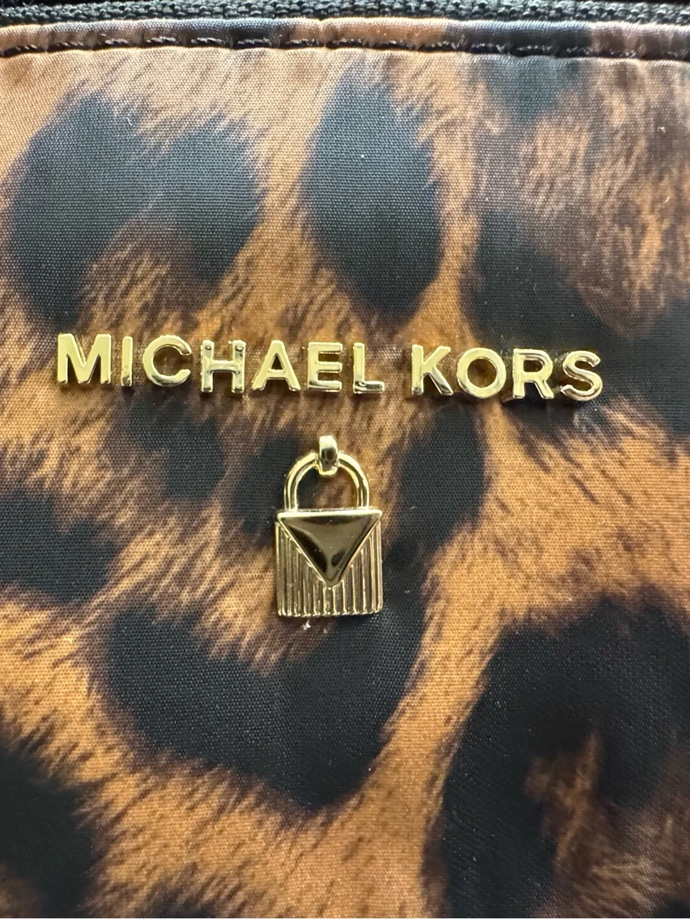 MICHAEL KORS Kelsey Leopard Nylon Tote - Picture 5 of 13